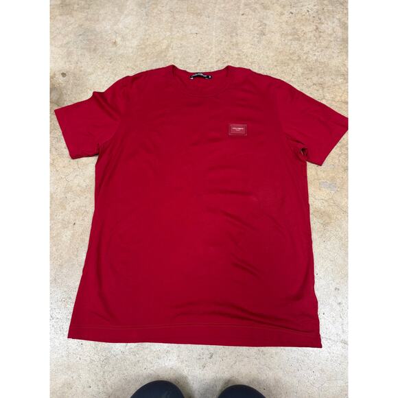 Dolce & Gabbana Red Logo Patch T-Shirt — Men’s Designer Streetwear Essential - Picture 12 of 16